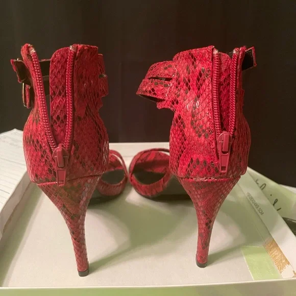 Steve Madden high heels - Picture 2 of 5